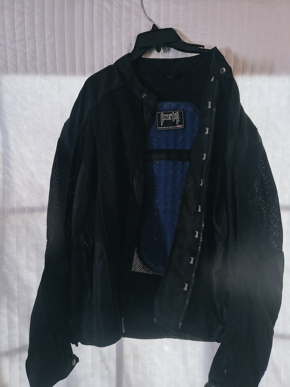 Power Trip Black Men’s Mesh Panel Jacket - - Picture 4 of 6
